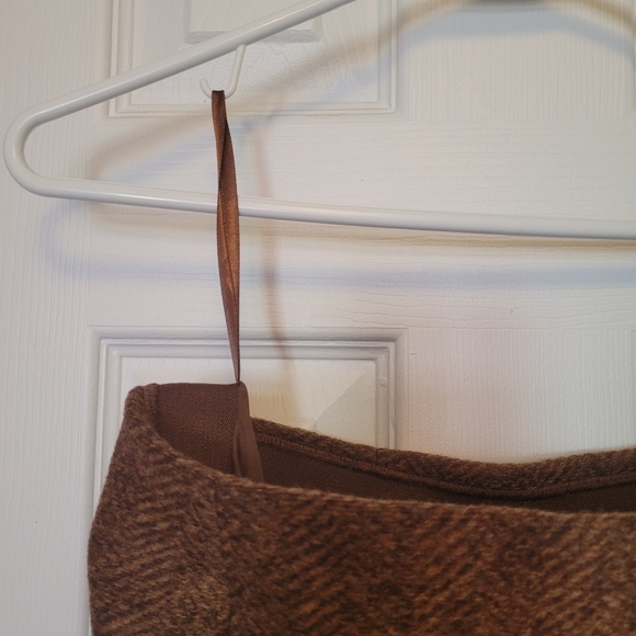 Uniqlo Brown Skirt - Picture 5 of 5